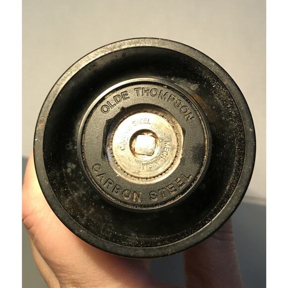 Olde Thompson Carbon Steel Salt & Pepper Shakers Stainless Steel 9.5"H - Picture 4 of 6